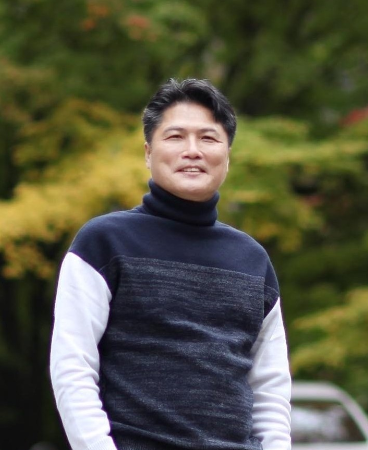 Prof. Minho Jo