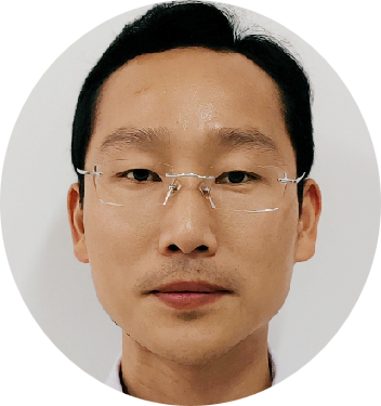 Professor Fan Yi